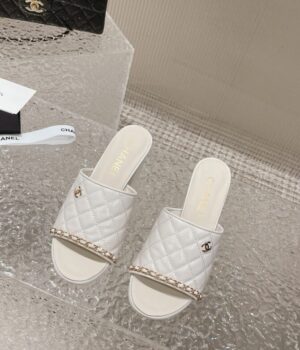 CHANEL Slides