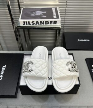 CHANEL Slides