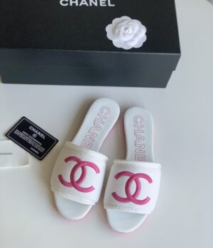 CHANEL Slides