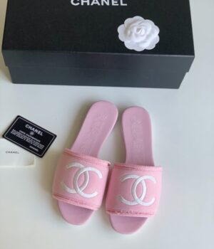 CHANEL Slides