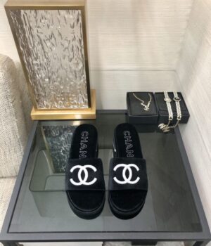 CHANEL Slides
