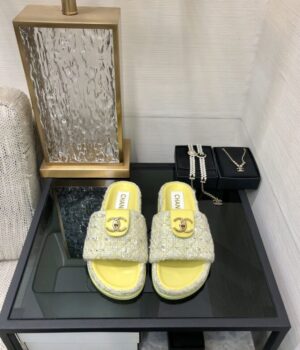 CHANEL Slides