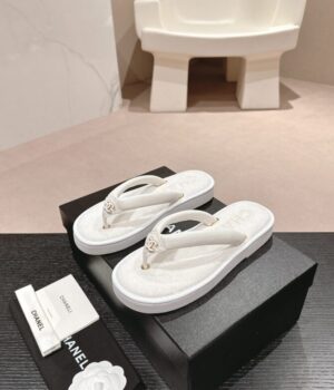 CHANEL Slides