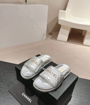 CHANEL Slides