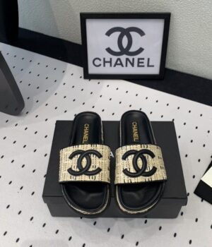 CHANEL Slides