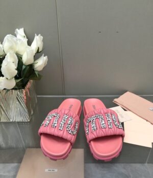 MIU MIU Slides