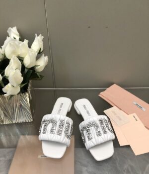 MIU MIU Slides