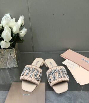 MIU MIU Slides