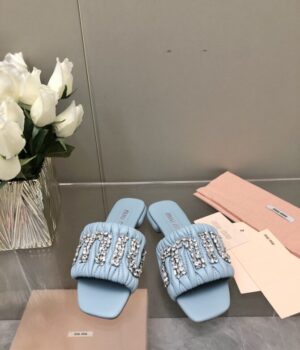 MIU MIU Slides