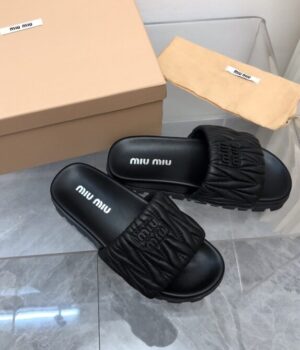 MIU MIU Slides