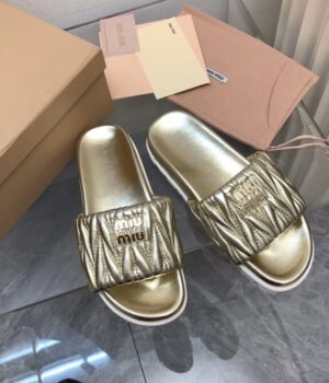 MIU MIU Slides