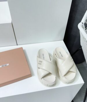 MIU MIU Slides