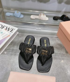 MIU MIU Slides