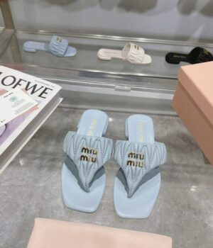 MIU MIU Slides