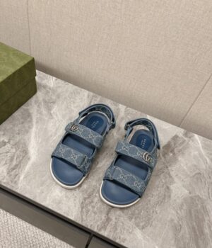 GUCCI Sandals