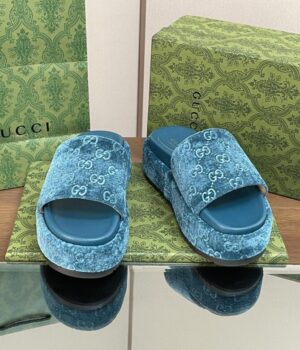 GUCCI Slides