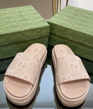GUCCI Slides