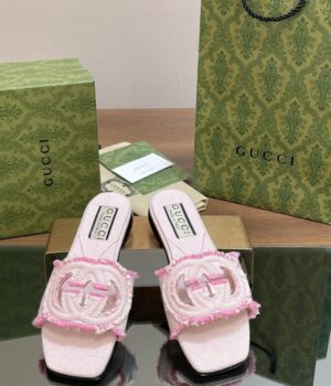 GUCCI Slides
