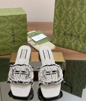 GUCCI Slides