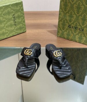 GUCCI Slides
