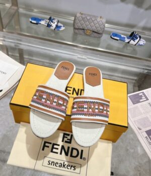 FENDI Slides