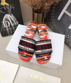 DIOR Slides