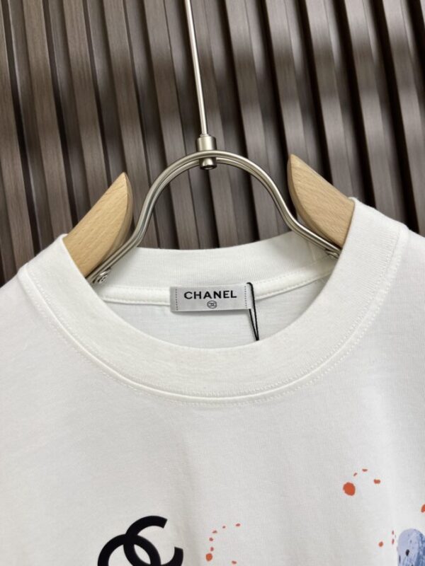 CHANEL T-Shirt - Image 3