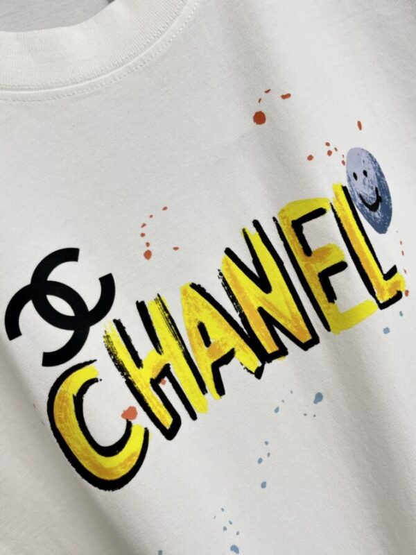 CHANEL T-Shirt - Image 6