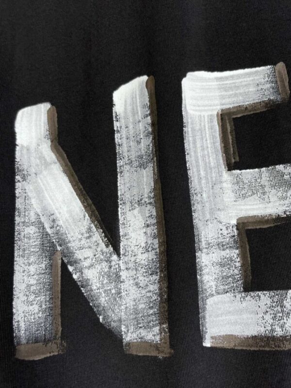 CHANEL T-Shirt - Image 8