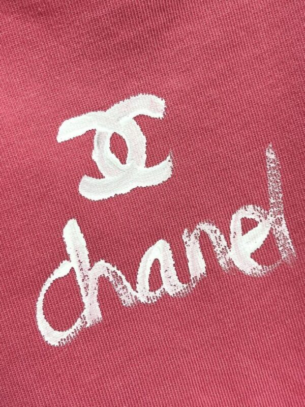 CHANEL T-Shirt - Image 4