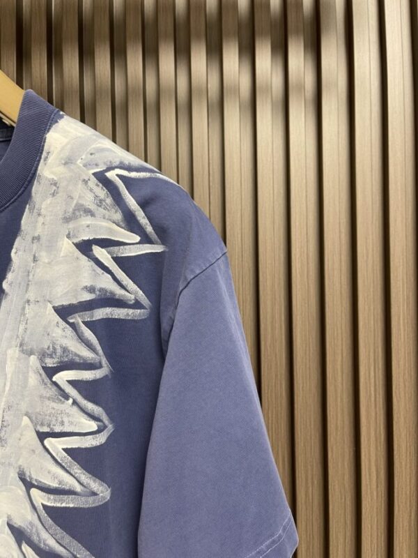 CHANEL T-Shirt - Image 3