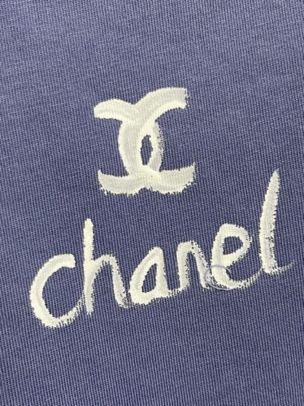 CHANEL T-Shirt - Image 4
