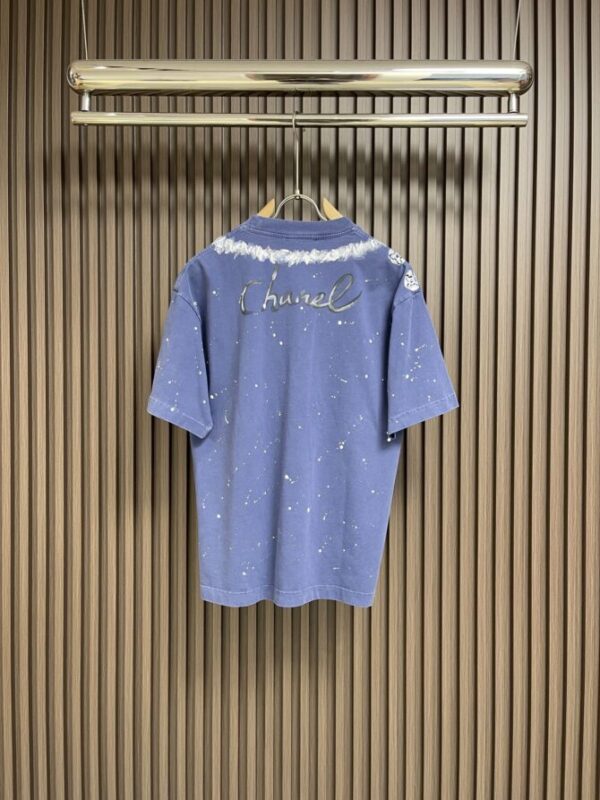 CHANEL T-Shirt - Image 2