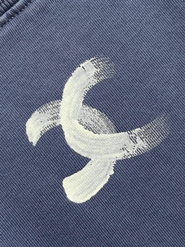 CHANEL T-Shirt - Image 4