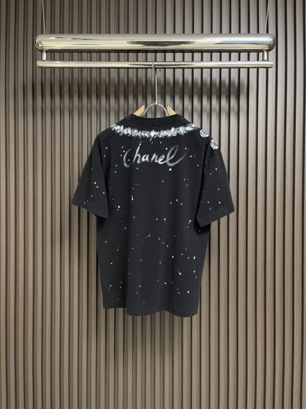CHANEL T-Shirt - Image 2