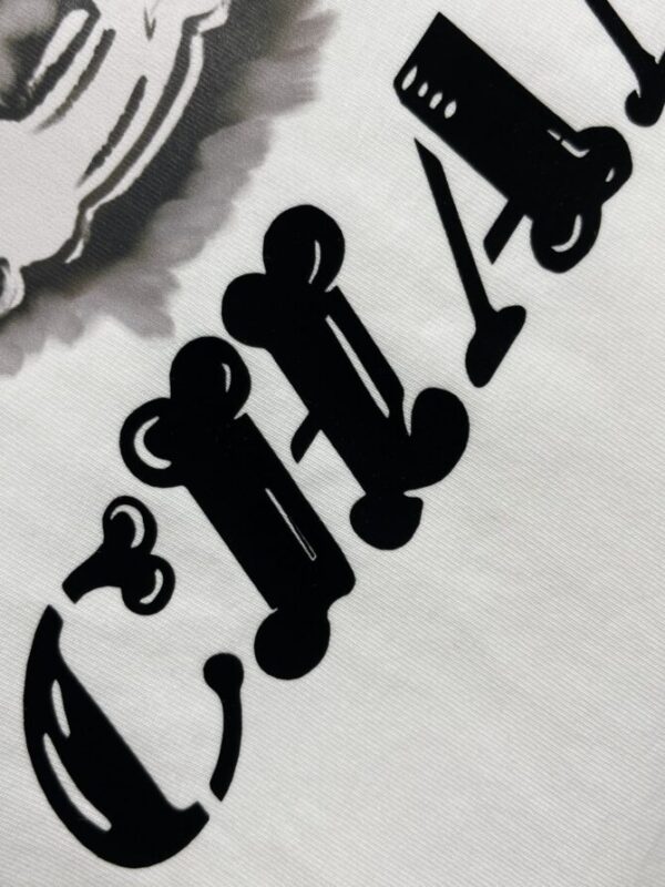 CHANEL T-Shirt - Image 9