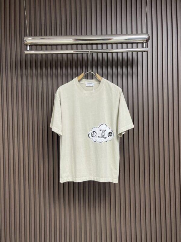 CHANEL T-Shirt