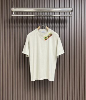 CHANEL T-Shirt