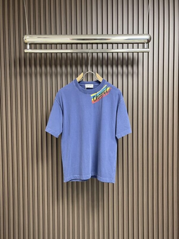 CHANEL T-Shirt