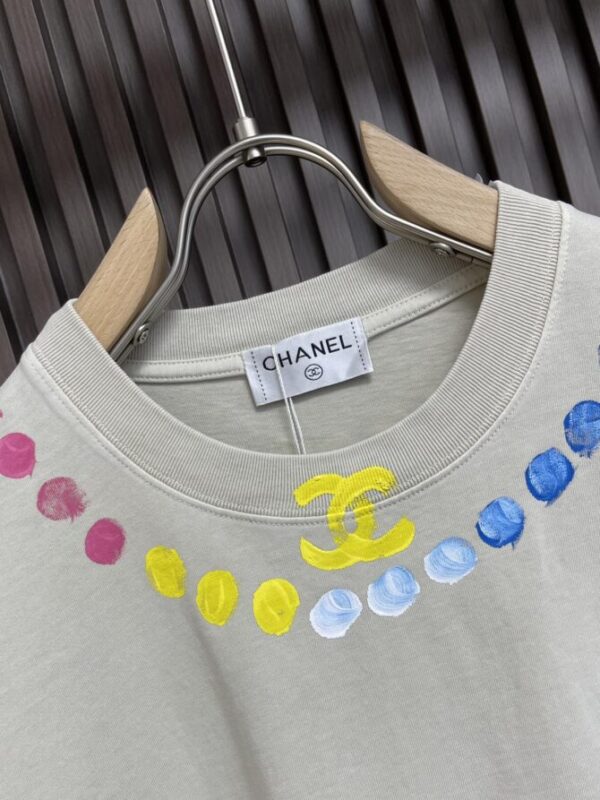 CHANEL T-Shirt - Image 5