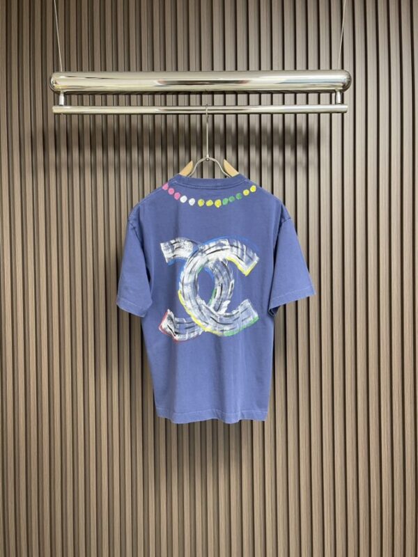 CHANEL T-Shirt - Image 2