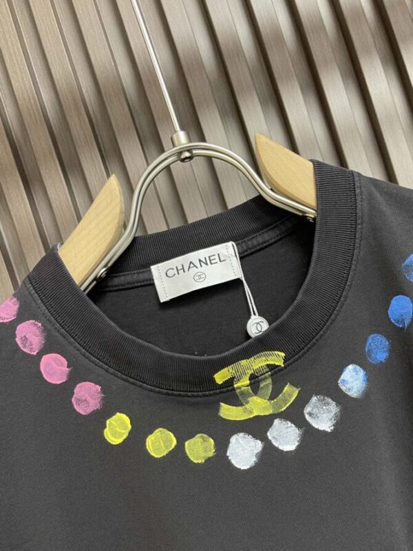CHANEL T-Shirt - Image 5