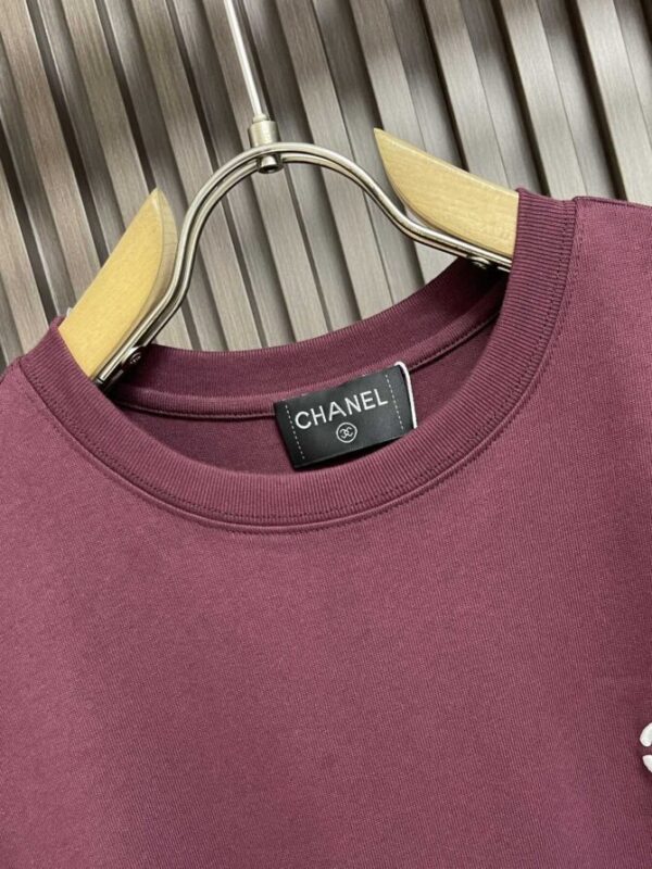 CHANEL T-Shirt - Image 3