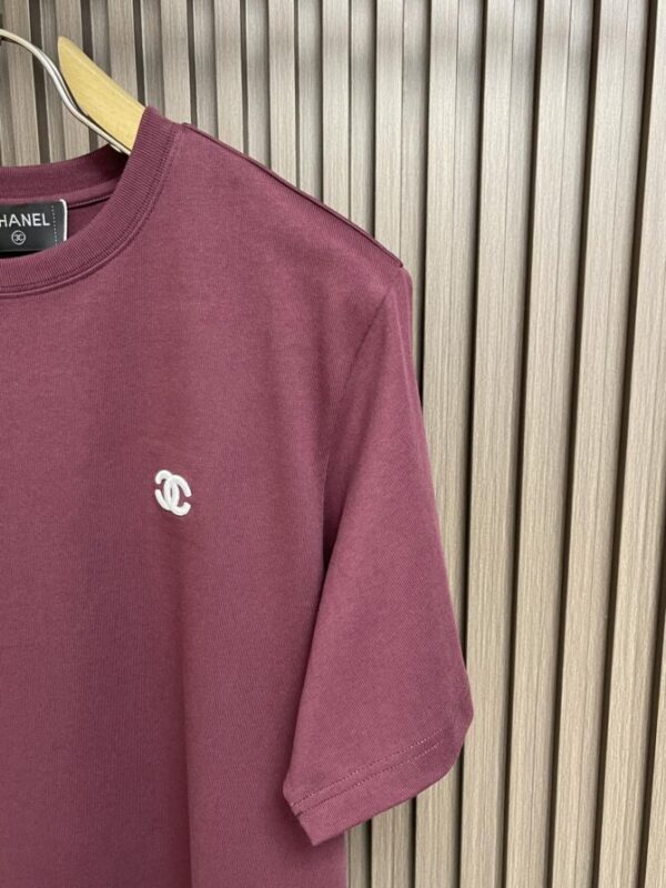 CHANEL T-Shirt - Image 4