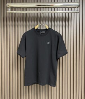 CHANEL T-Shirt