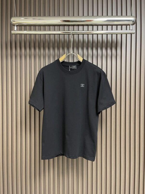 CHANEL T-Shirt