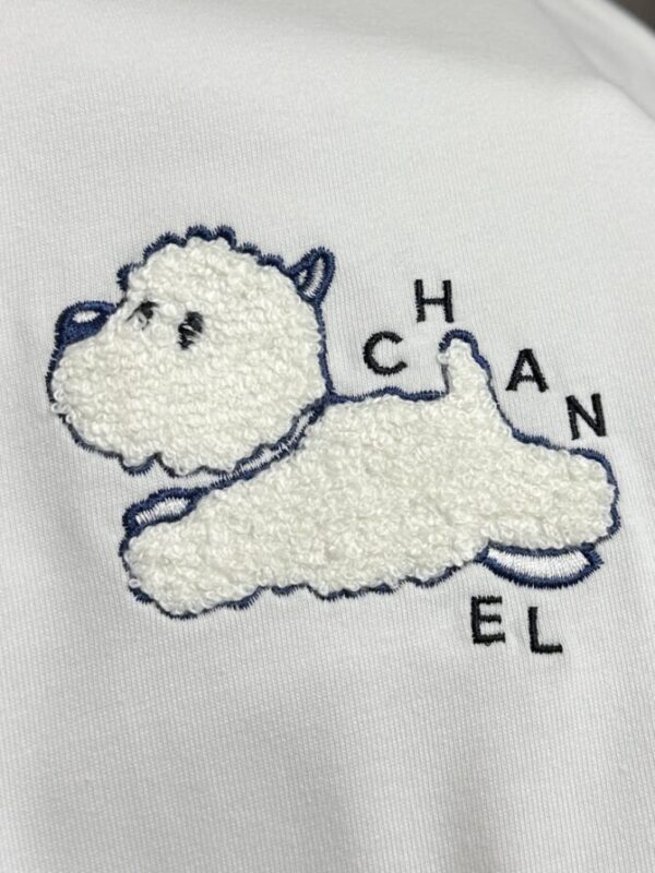 CHANEL T-Shirt - Image 5