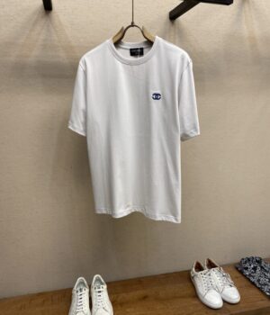 CHANEL T-Shirt