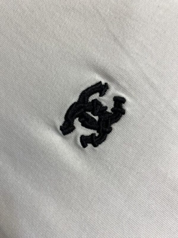 CHANEL T-Shirt - Image 7