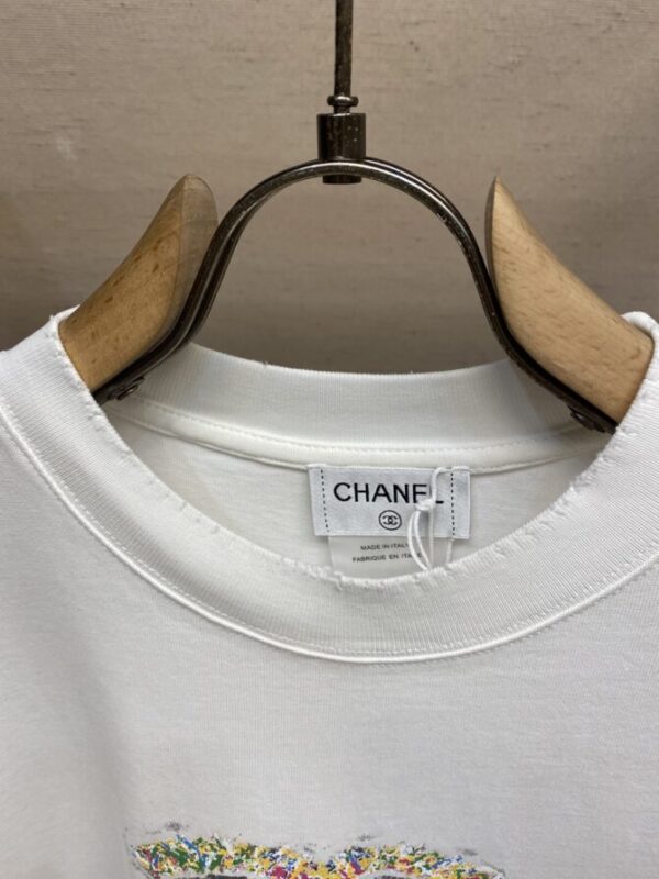 CHANEL T-Shirt - Image 3